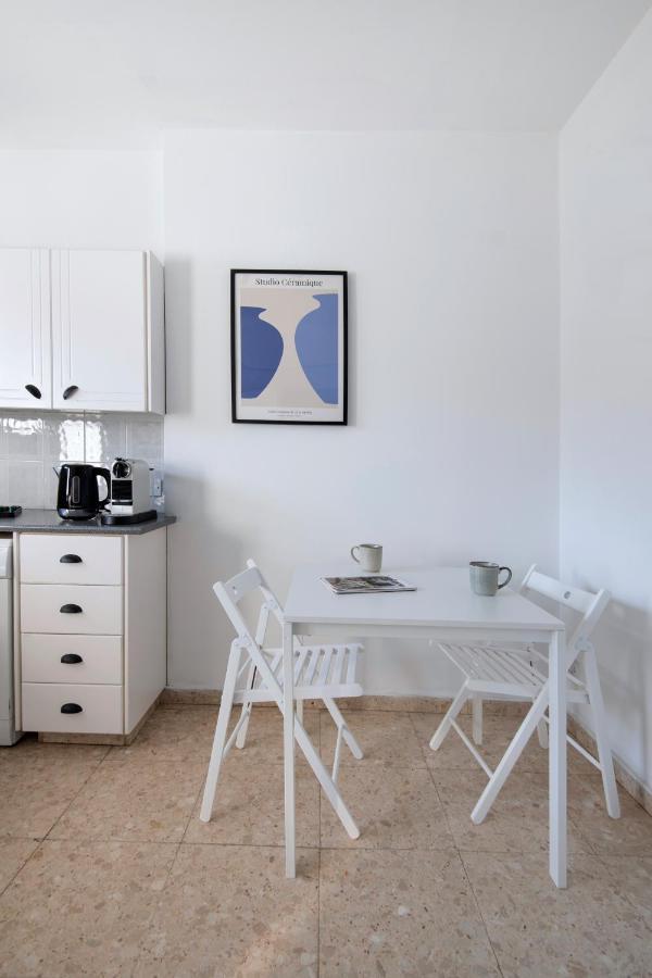 Urban Condo 10 - 2 Bdr นิโคเซีย ภายนอก รูปภาพ